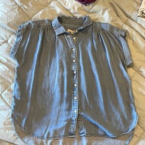 Like-new LOFT Denim Top, size LP, Beach-ware